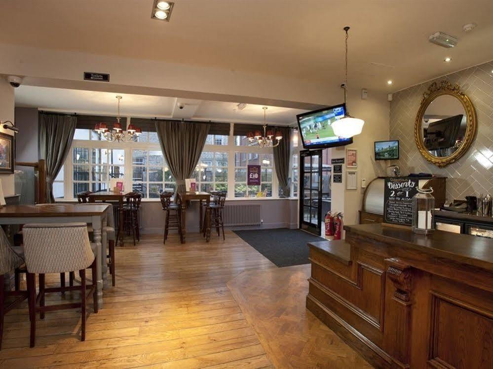 The Goddard Arms Swindon